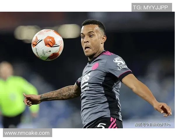 足球球星头款收入揭秘 打破纪录的背后是怎样的商业帝国